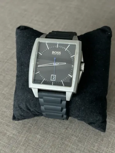 Relógio Hugo Boss em bom estado