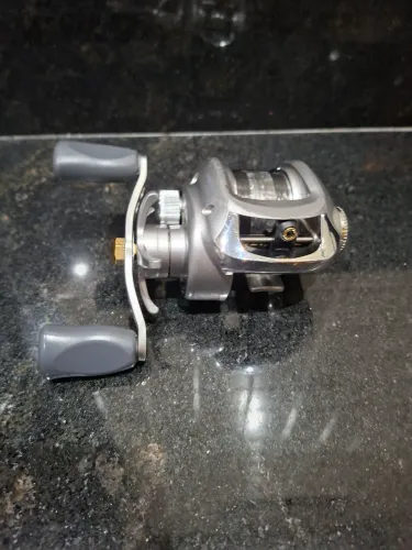 Carretilha Daiwa Laguna 100HS