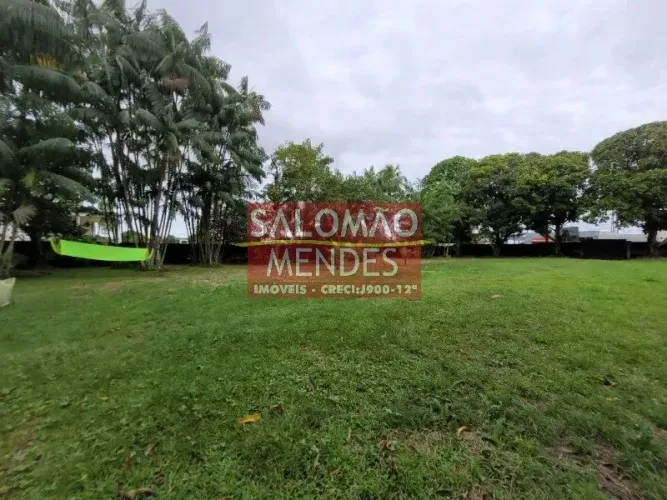 14.000 m², sendo 40mts X 350mts. Melhor área do tipo da região.