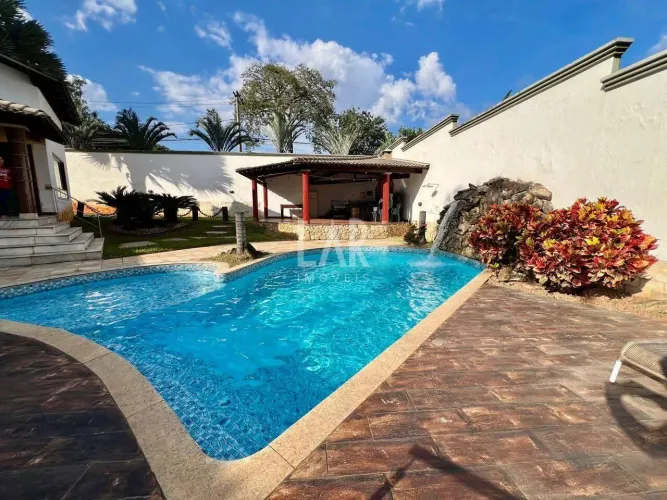 Casa à venda, 3 quartos, 2 suítes, 10 vagas, Bandeirantes (Pampulha) - Belo Horizonte/MG