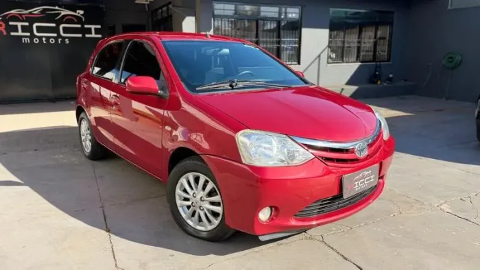 Toyota Etios XLS 1.5 Flex 16V 5P Mec. 2013