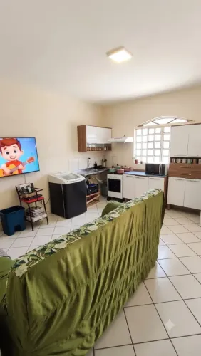 Sobrado no Jardim Roriz na Quadra 4 - Aceita Financiamento.
