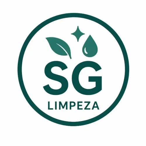 Nossas Funcionárias fazem toda área interna e externa, desde a limpeza de fogão, geladeira