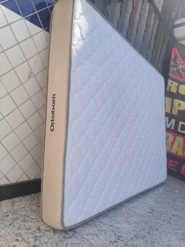 Colchão Casal Ortobom, espuma firme Sem uso Aceito cartão e Entrego!
