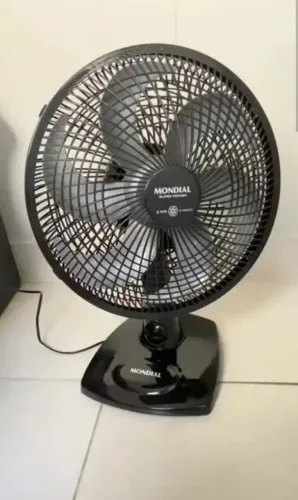 VENDO VENTILADOR MONDIAL 30 CM ÚNICO DONO SILENCIOSO FUNCIONANDO PERFEITAMENTE .