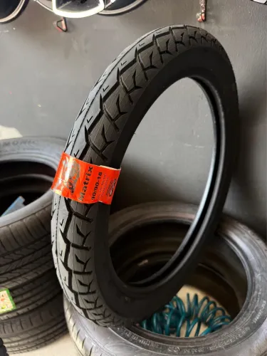 Pneu Levorin Matrix 90/90R18 TubeLess