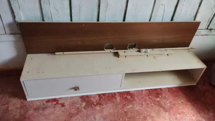 Rack para TV suspenso