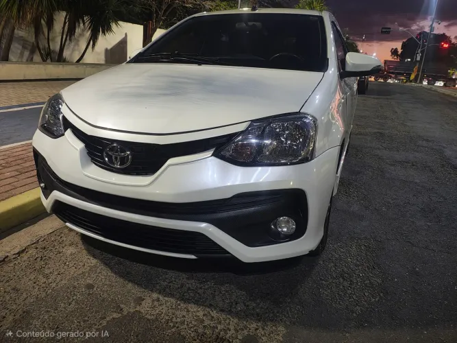 Toyota Etios Platinum 1.5 Flex 16V 4P Aut. 2017