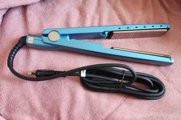 Prancha Nano Titanium Babylisspro Bivolt