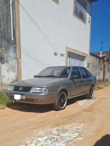 Volkswagen Santana 1.8 MI (álcool) 2003