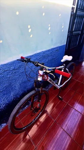 Bike MTB Win GTS 38 Premium Aro 29 Freio a Disco - Revisada