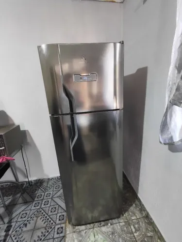 Geladeira Electrolux 371 Litros