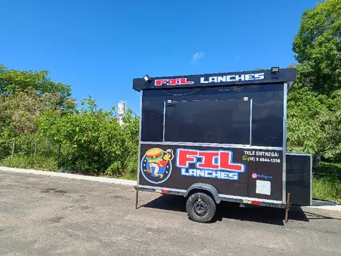 Trailer de sanduíche
