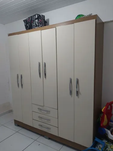 Guarda-roupa casal 6 portas 