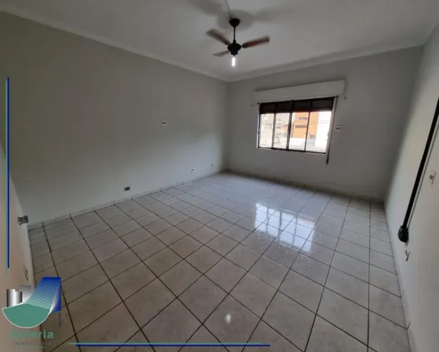Apartamento com 3 quartos para alugar, 110m² - Centro