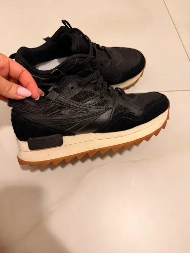 FILA tenis casual número 37