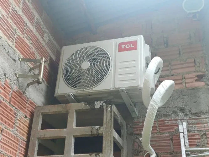 Ar 12000 BTU TCL