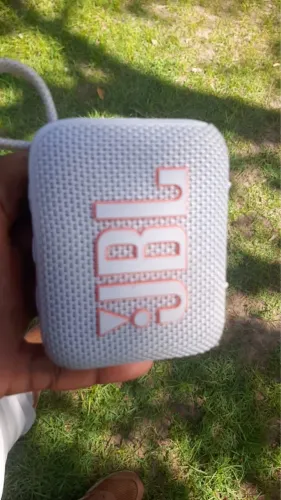 VENDO JBL EM PERFEITO ESTADO
