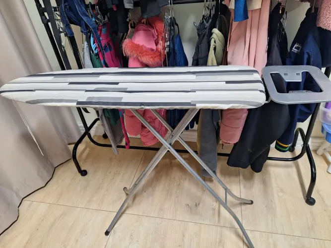 Tábua de passar roupas de alumínio