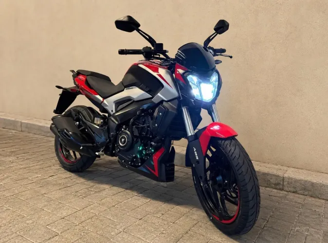 Dominar 250 6.000 Km 2026 ( único dono)