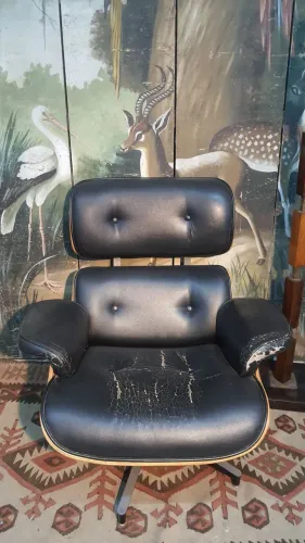 Poltrona Charles Eames