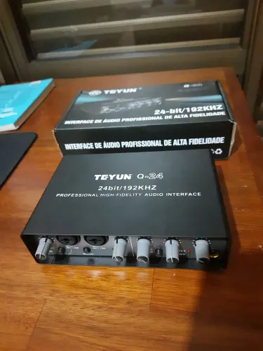 Interface de áudio Teyun Q24
