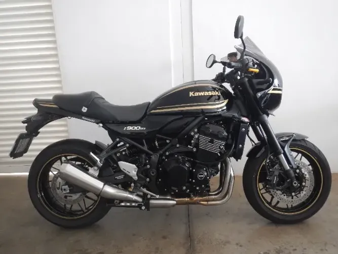 KAWASAKI Z 900 RS Café - só 1.400 km - com acessórios ! 