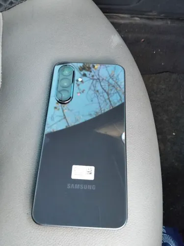 Celular A36 256gb seminovo