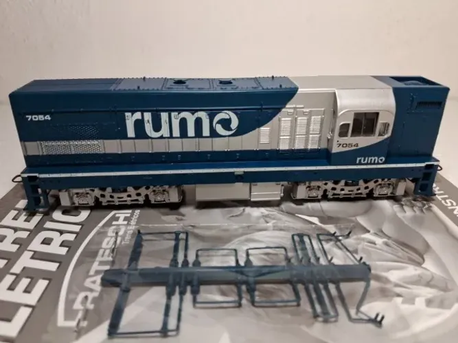 LOCOMOTIVA FRATESCHI G12 DA CIA RUMO NOVA