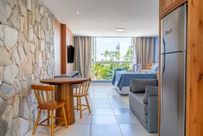 Flat em Ponta de Campina, 50m mar, mobiliado