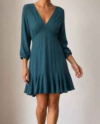 Lindo vestido curto verde Blank