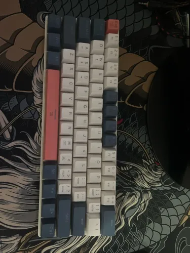 VENDO TECLADO MECÂNICO 60%
