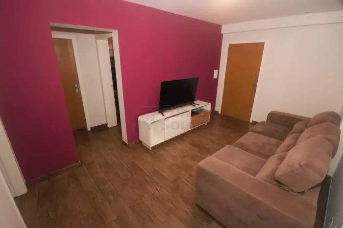Apartamento de 2 dormitórios no Condomínio Ana Terra próximo ao IFSUL