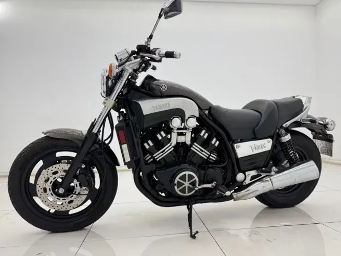 YAMAHA V-MAX 1200CC 2001 