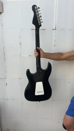 Guitarra gennifer
