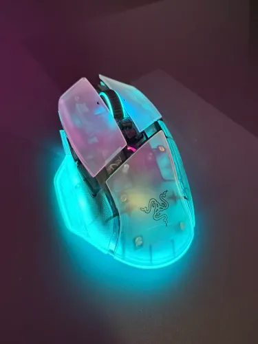 Mouse Razer Basilisk v3 Pro Phantom White