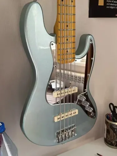 Escudo Jazz Bass 5 Cordas Espelhado Prata - Novo