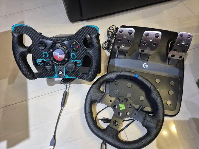 VOLANTE LOGITECH G923 ( P/XBOX+PC) + CÂMBIO MANUAL LOGITECH
