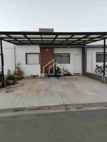 Linda casa no Condomínio Península para venda