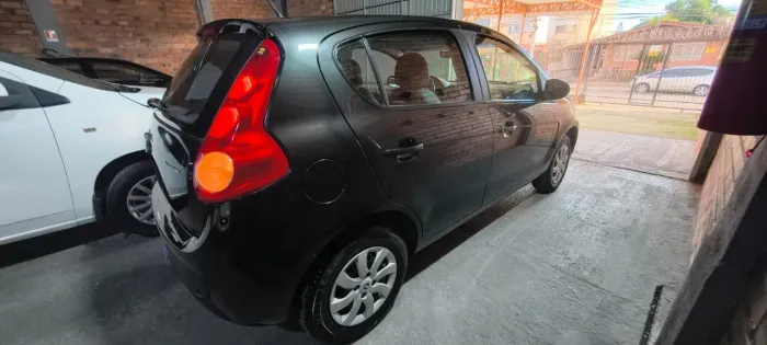 Fiat Palio Attractive 1.0 EVO Fire Flex 8V 5P 2013