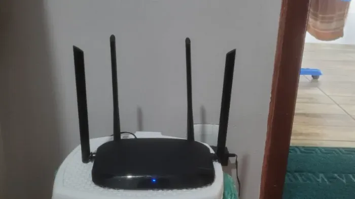 Roteador Multilaser RE015 AC 1200 Mbps Gigabit - Dual Band (2.4GHz e 5GHz)