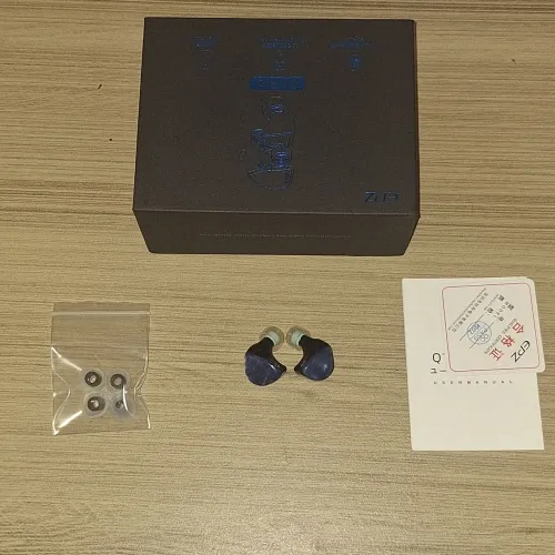 EPZ Q1 Pro - IEM