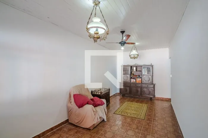 Casa à Venda - Jaguaré, 2 Quartos, 200 m2