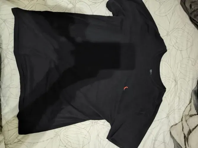 Camisa Reserva Preta pica-pau vermelho 3g