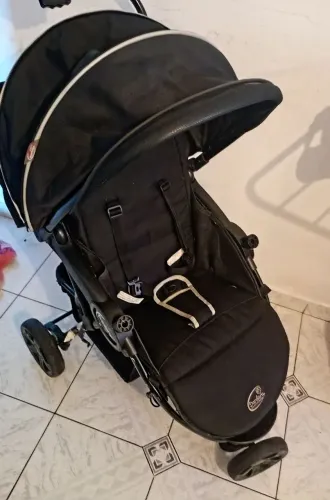 Carrinho de bebê