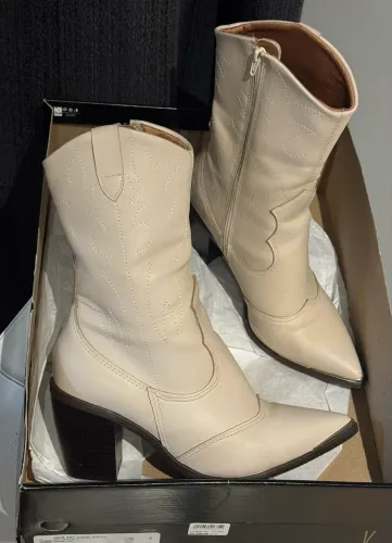 Bota ViZZAno
