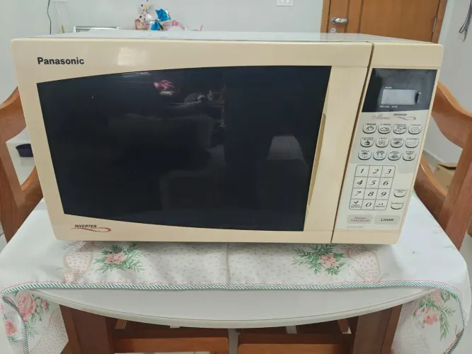 Microondas 220v Panasonic Jr 28 litros