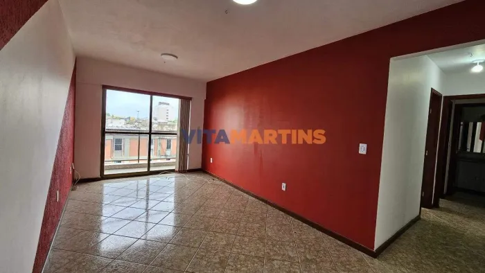 Apartamento de 2 quartos (1 suíte) por R$2.500,00 + TAXAS no Braga em Cabo Frio/RJ
