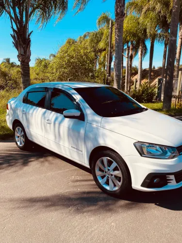 Volkswagen Voyage Comf/highli. 1.6 MI T.flex 8V 4P 2017
