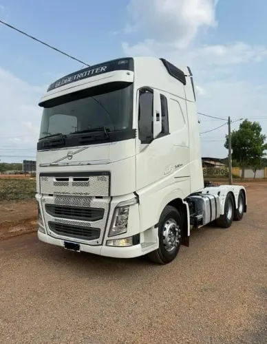 Volvo fh 540 6x4 2015 único dono